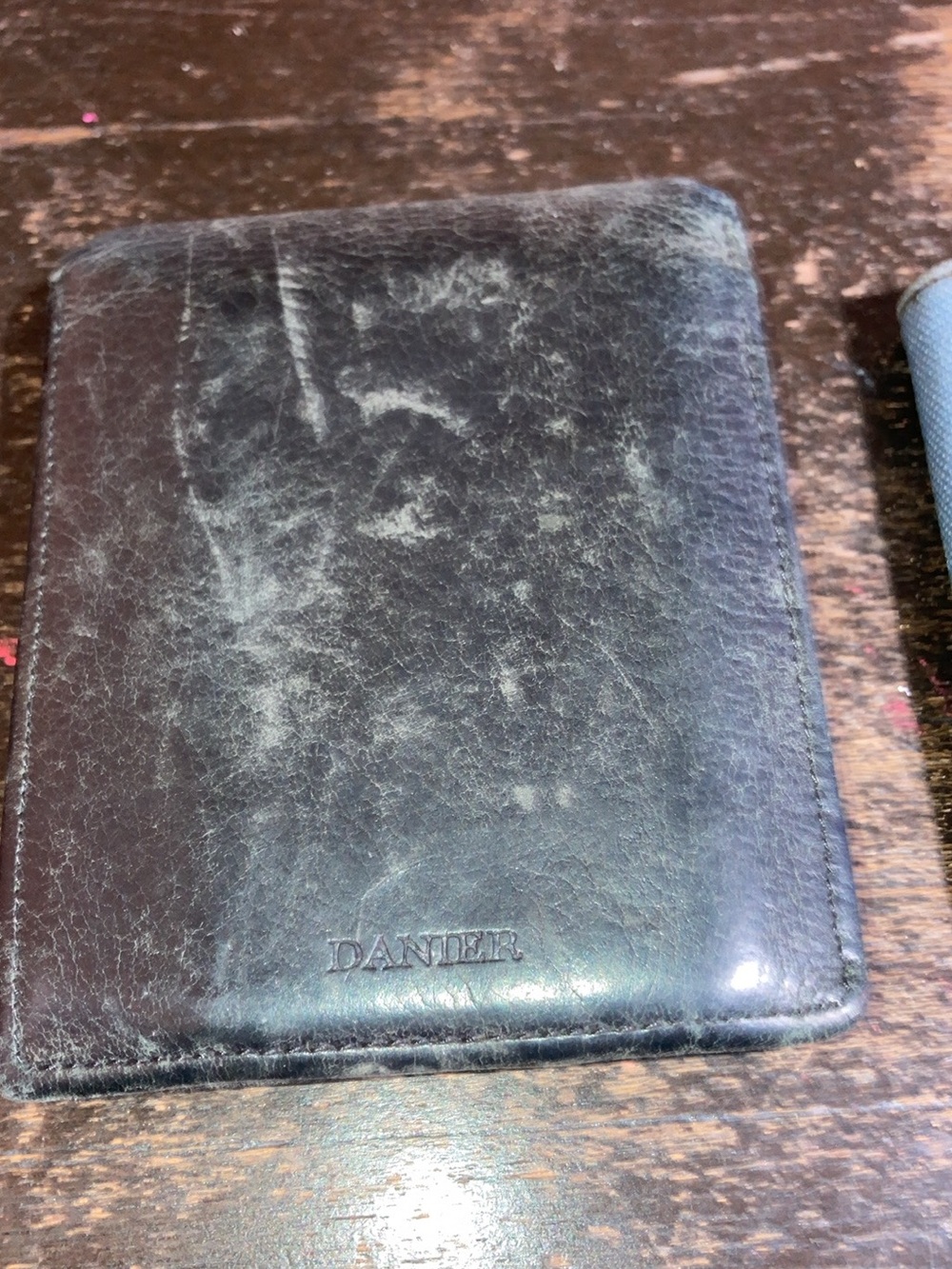 4 miscellaneous wallets - Picture 7 of 9